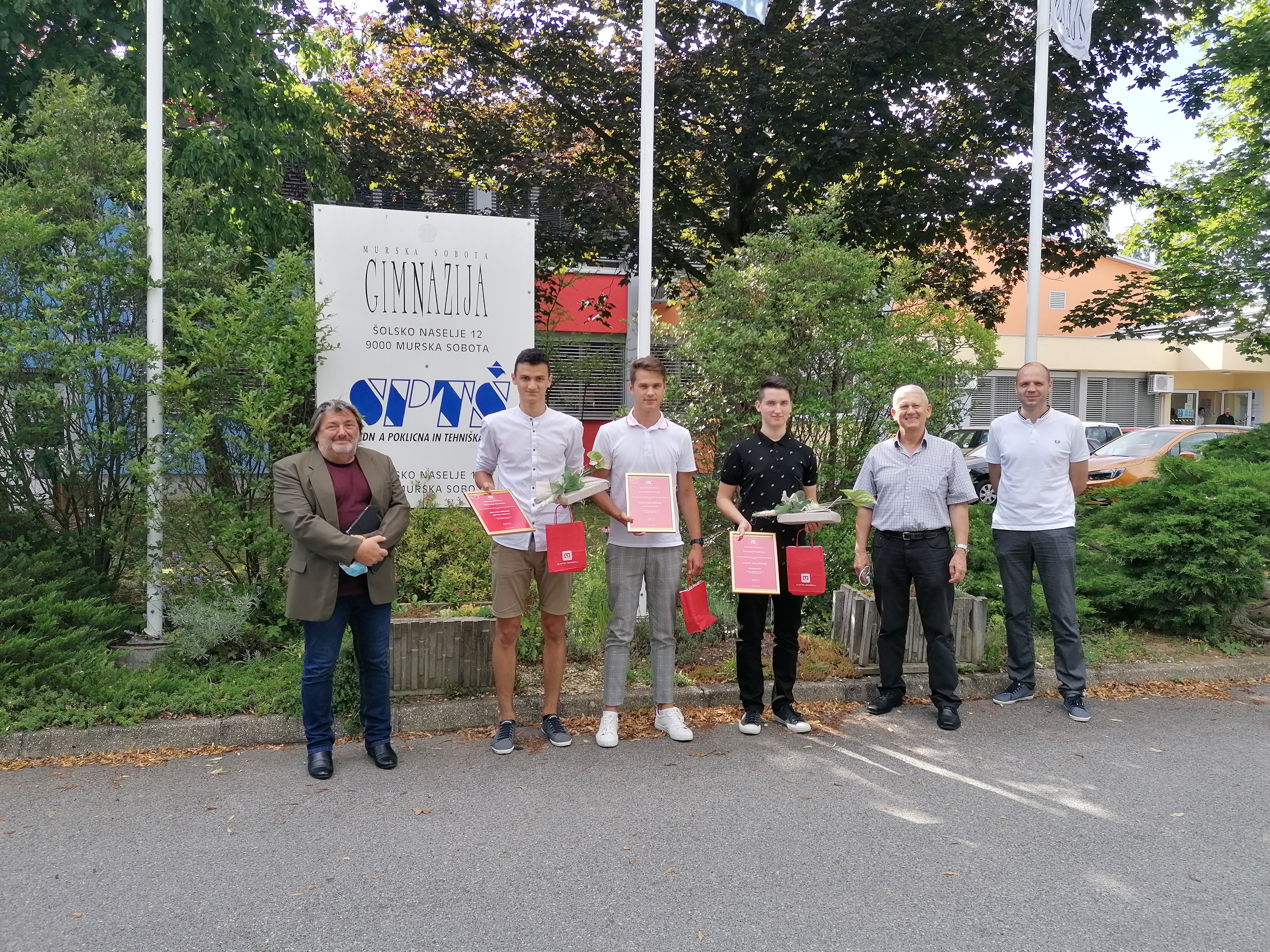 Priznanja Najboljšim Dijakom Srednje Poklicne In Tehniške šole Murska ...